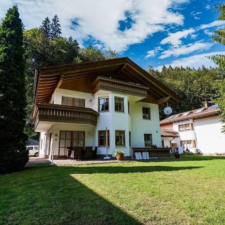 Apartment With Balcony In Schoenau Am Koenigssee Exteriör bild