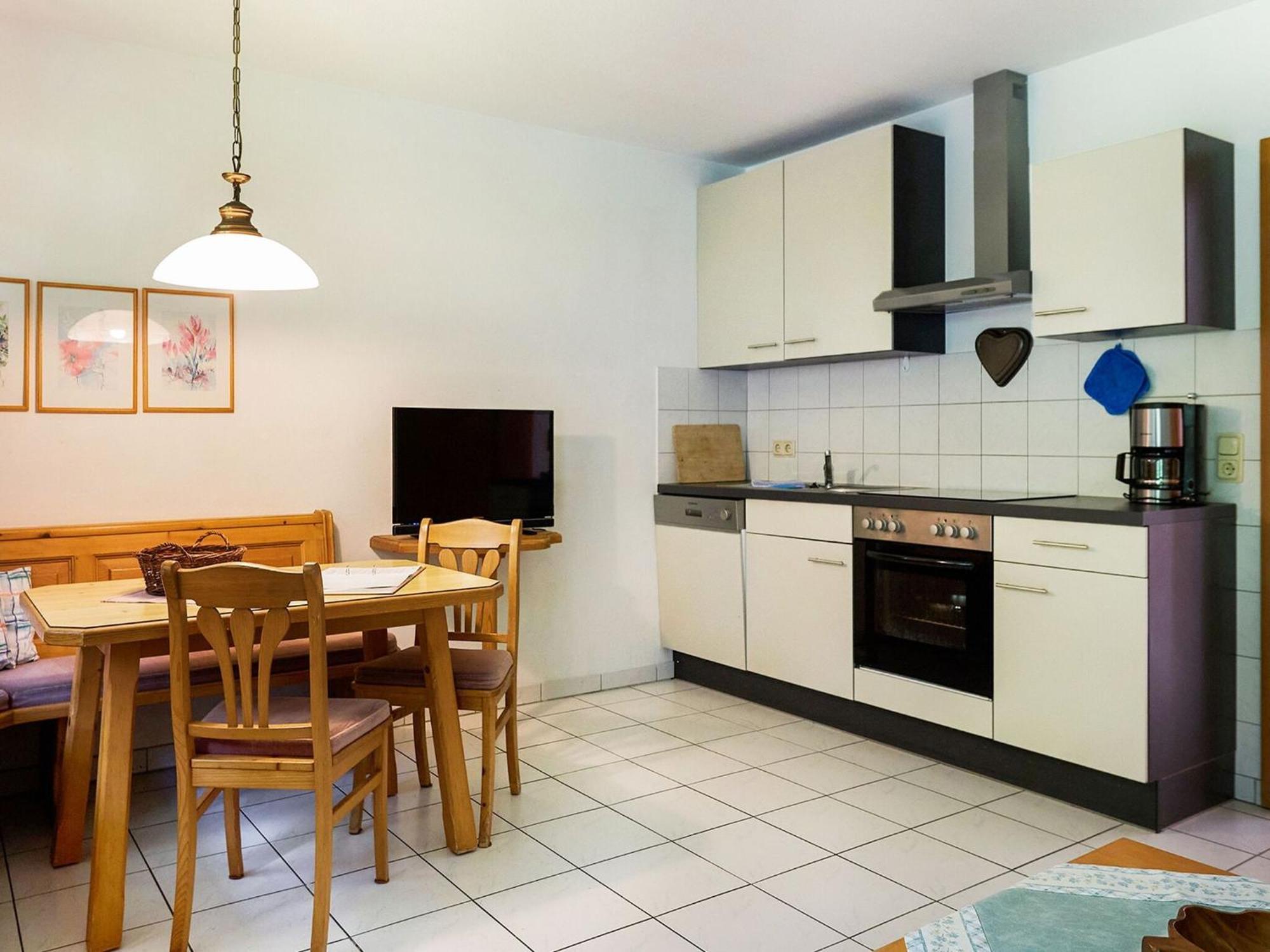 Apartment With Balcony In Schoenau Am Koenigssee Exteriör bild