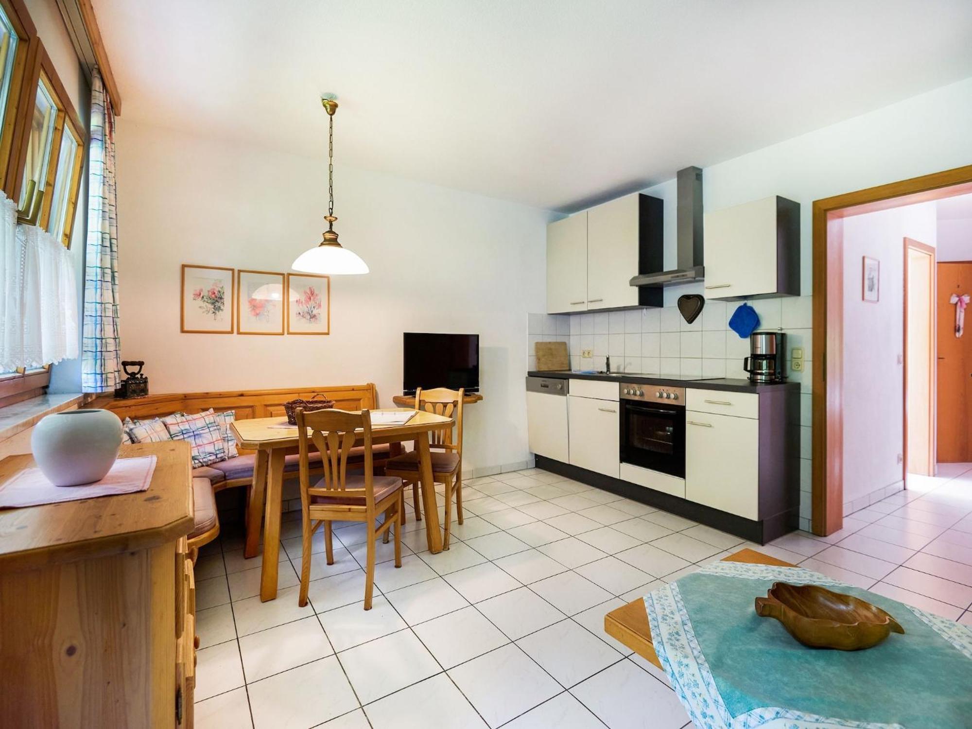 Apartment With Balcony In Schoenau Am Koenigssee Exteriör bild