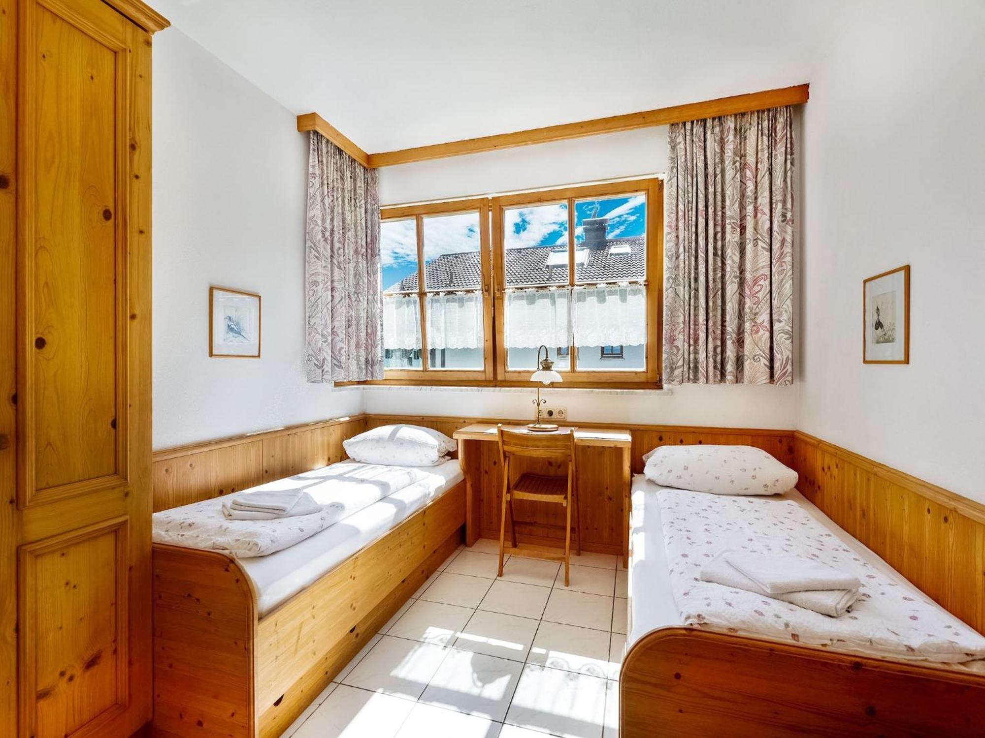 Apartment With Balcony In Schoenau Am Koenigssee Exteriör bild