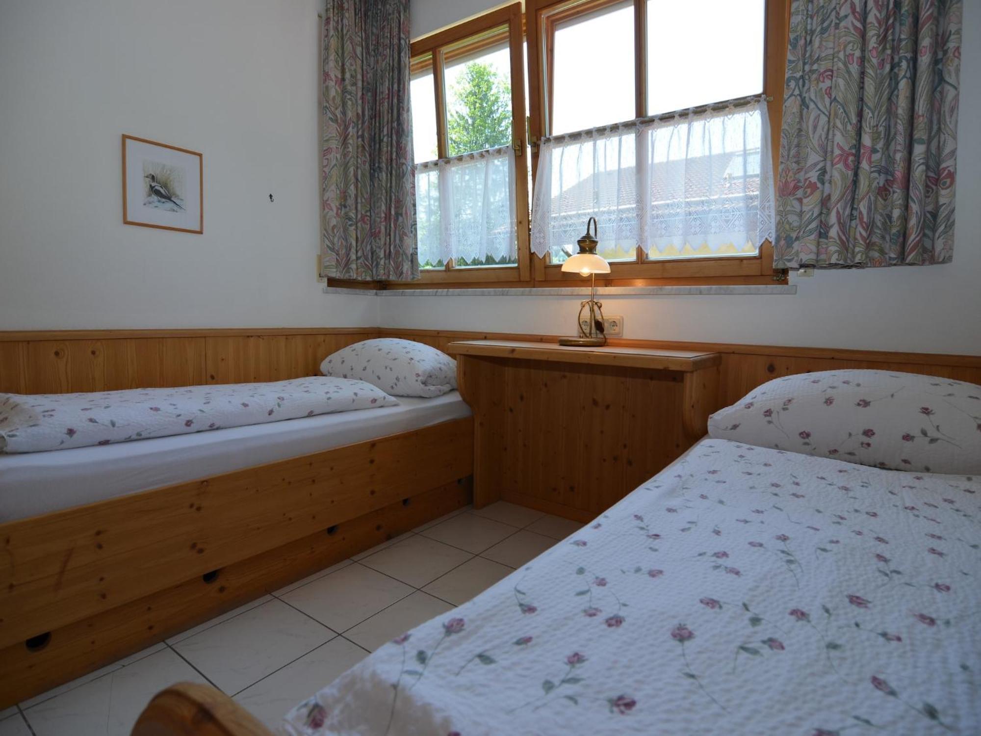 Apartment With Balcony In Schoenau Am Koenigssee Exteriör bild